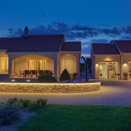 Villa Gardena Vrh  ภายนอก รูปภาพ