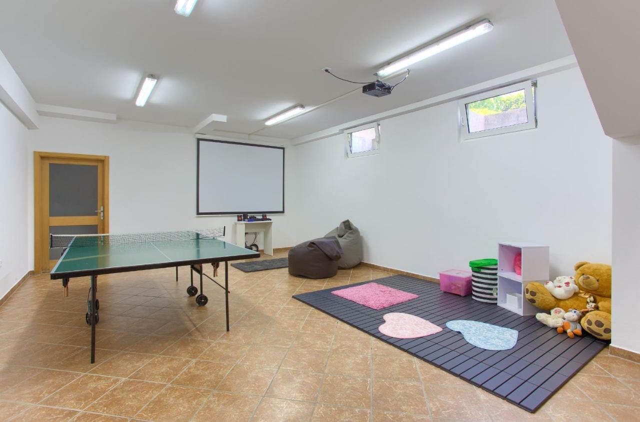 Villa Gardena Vrh  ภายนอก รูปภาพ