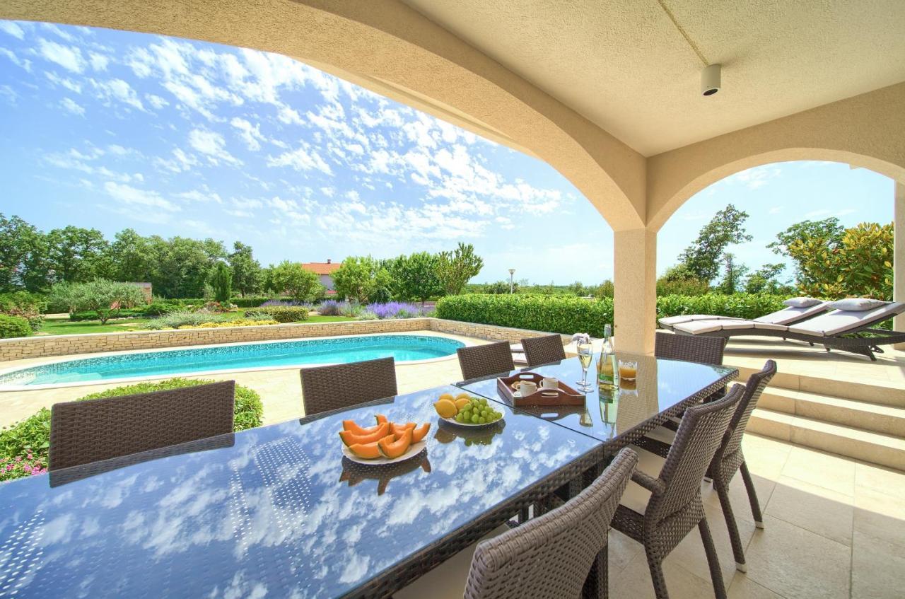 Villa Gardena Vrh  ภายนอก รูปภาพ