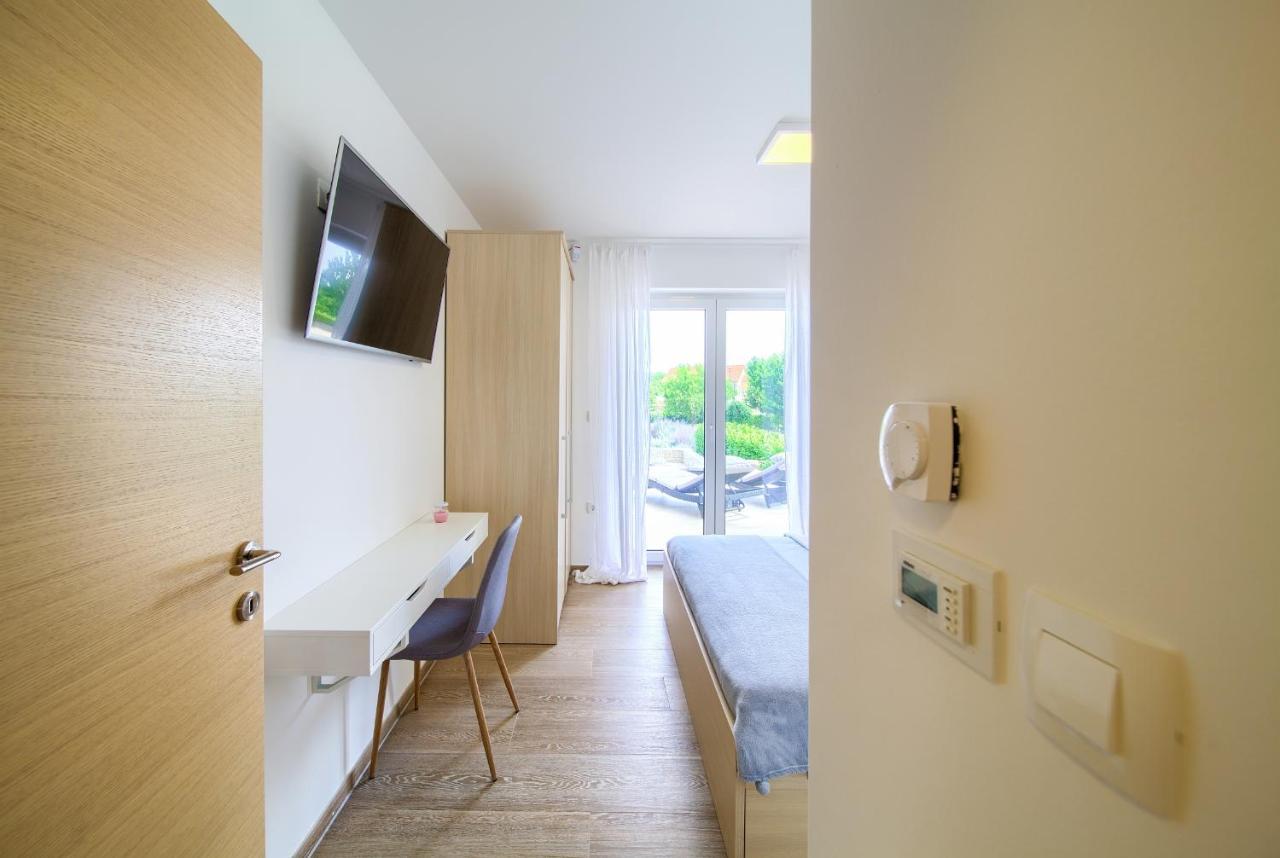 Villa Gardena Vrh  ภายนอก รูปภาพ