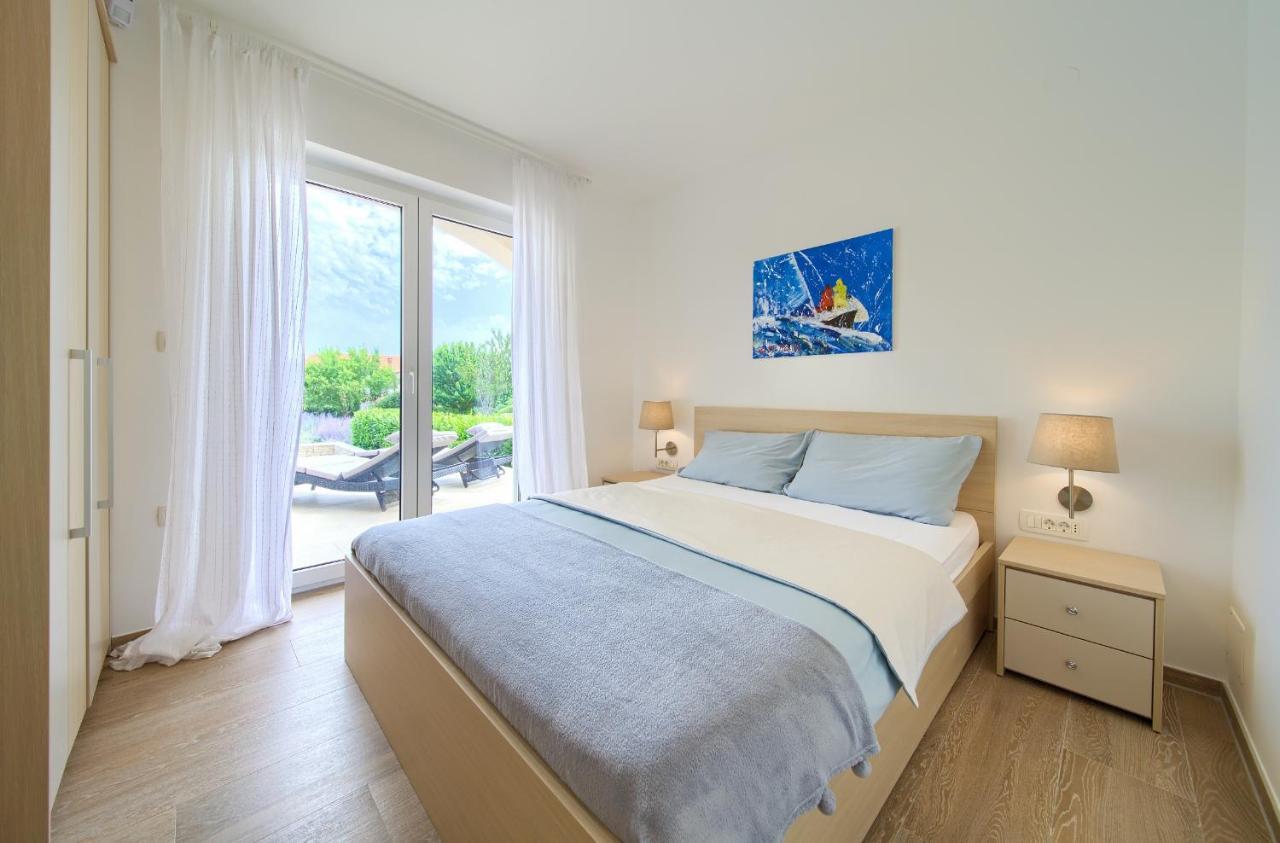 Villa Gardena Vrh  ภายนอก รูปภาพ