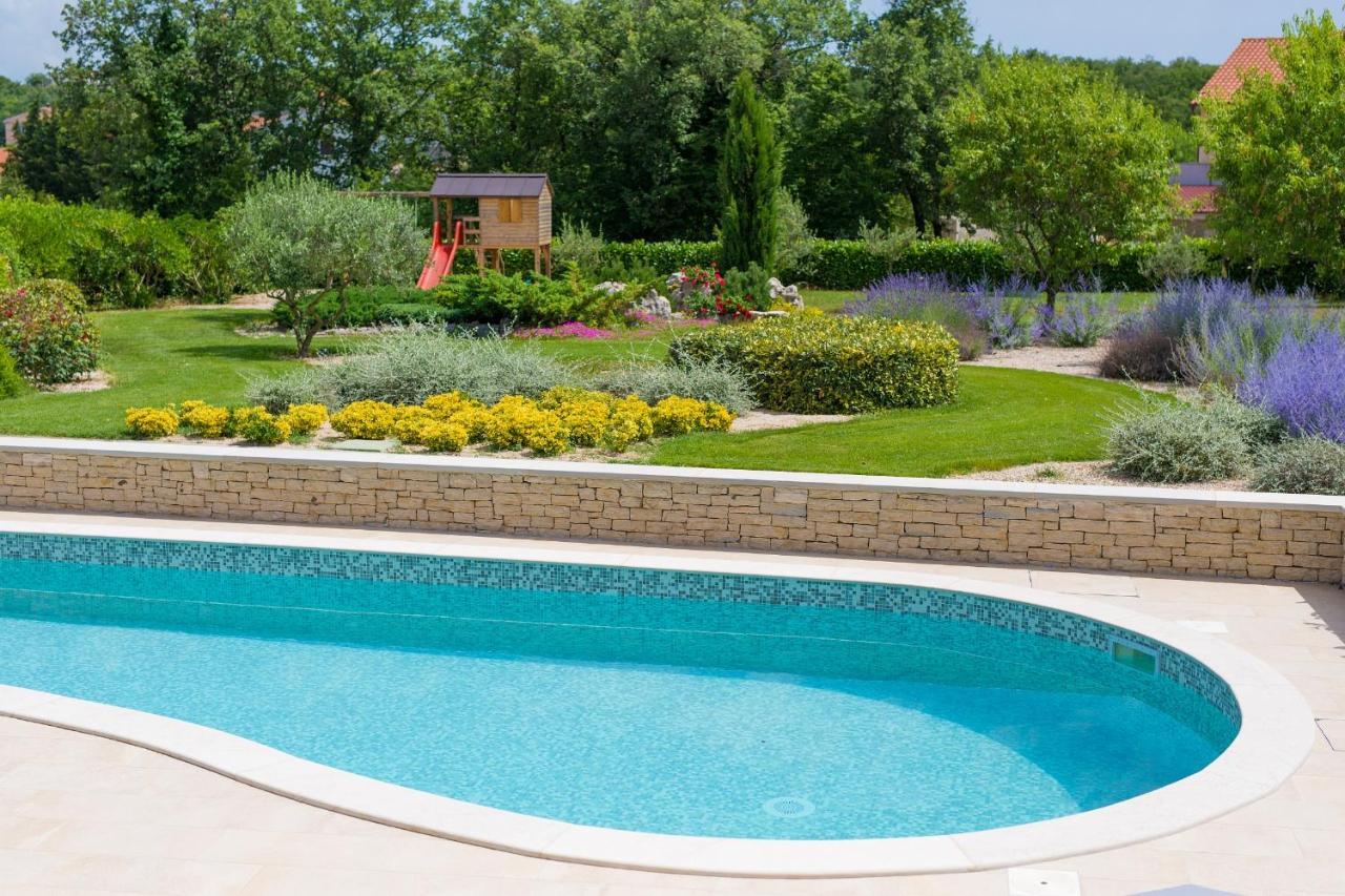 Villa Gardena Vrh  ภายนอก รูปภาพ