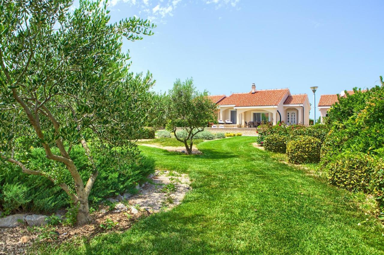 Villa Gardena Vrh  ภายนอก รูปภาพ