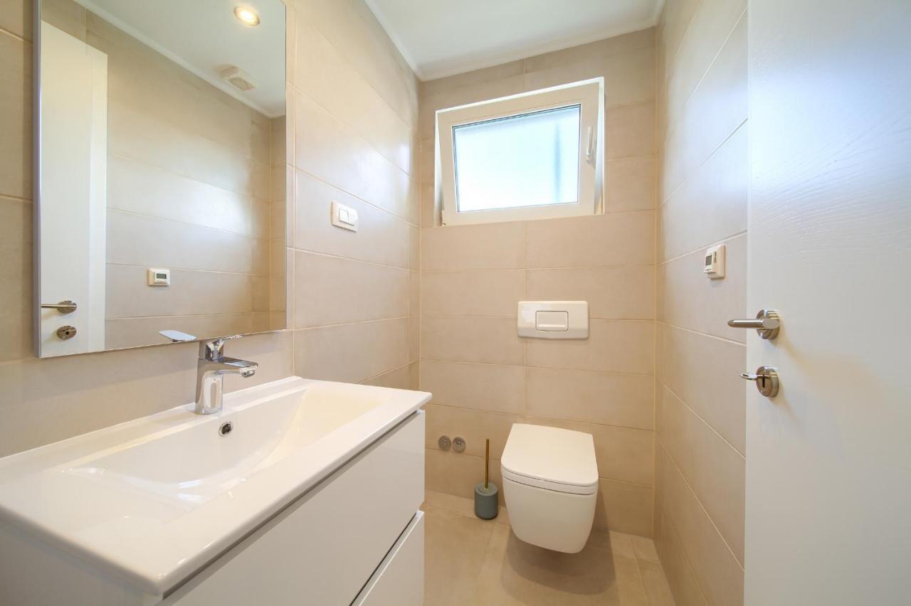 Villa Gardena Vrh  ภายนอก รูปภาพ